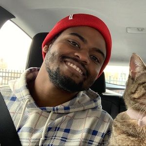 Meet your Posher, Gregory